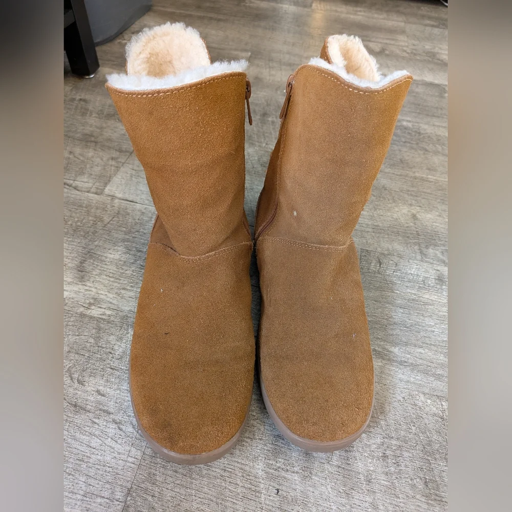 Womens Koolaburra By UGG Short Tan Fleece Boots Sz. 8 - Picture 5 of 16